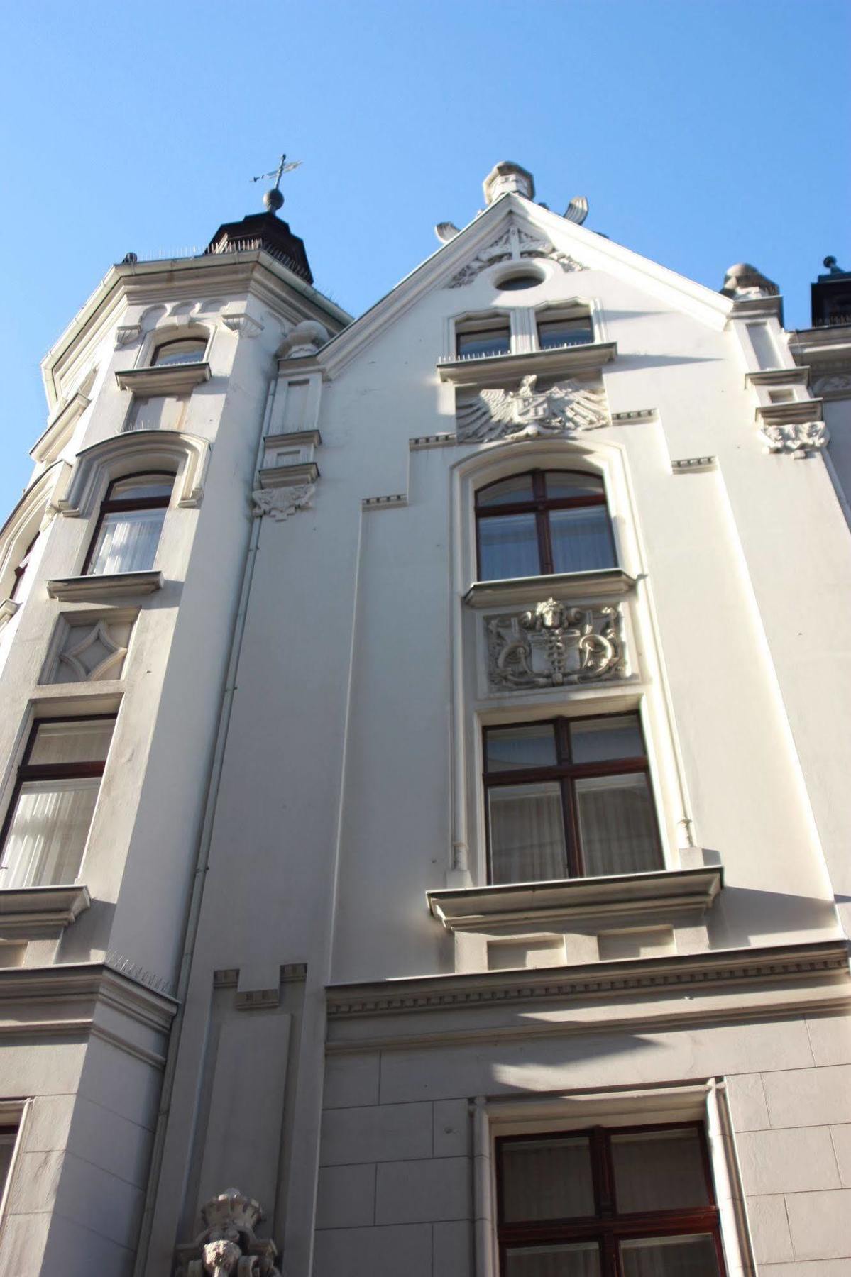 Akzent Hotel Am Goldenen Strauss Гёрлиц Экстерьер фото